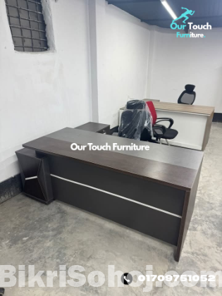 Boss Table